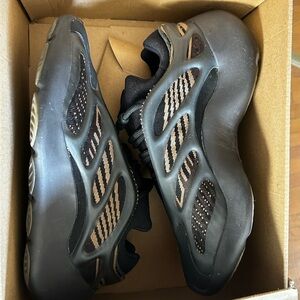 Men's Black and Brown Sneakers